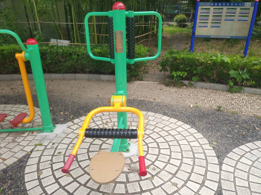 坐式腰背按摩器 坐式腰背按摩器