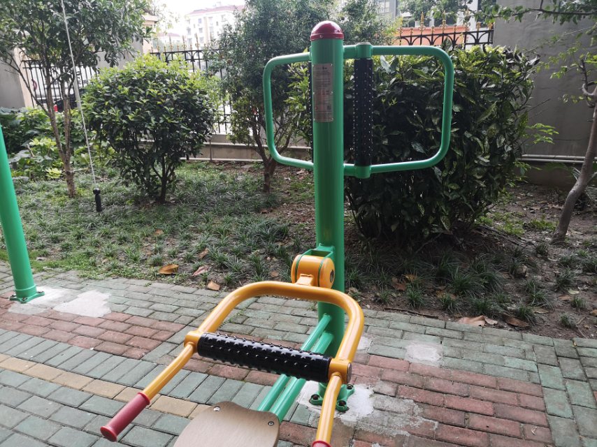 坐式腰背按摩器 坐式腰背按摩器