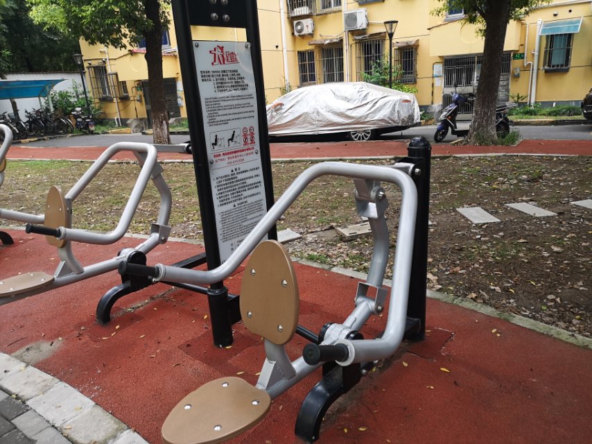 自重式下壓訓(xùn)練器