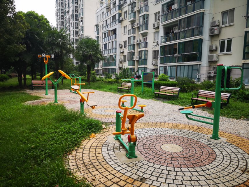 吳寶路一居委健身苑點(diǎn)D