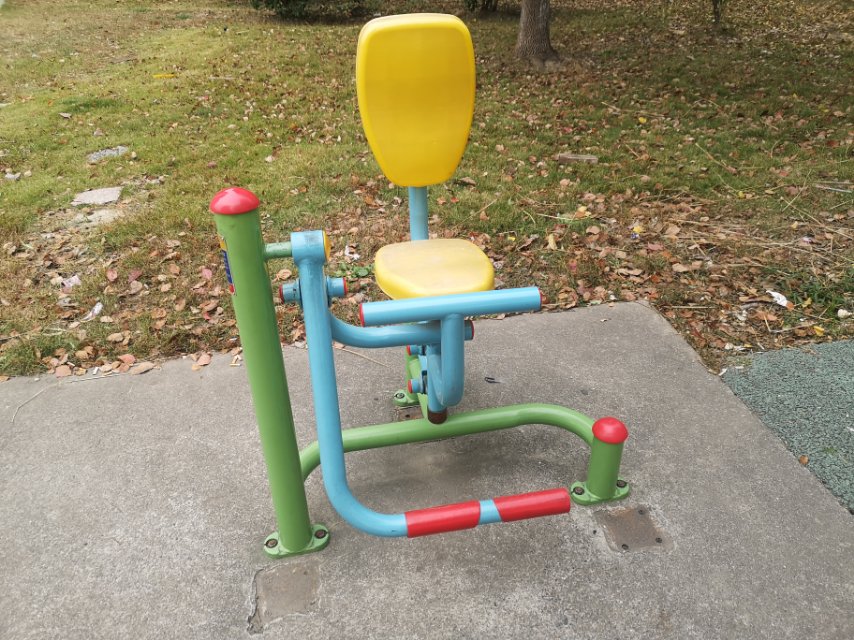 自重下肢鍛煉器