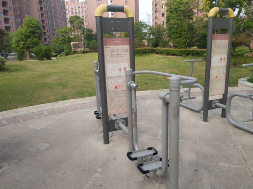 雙位太空漫步機