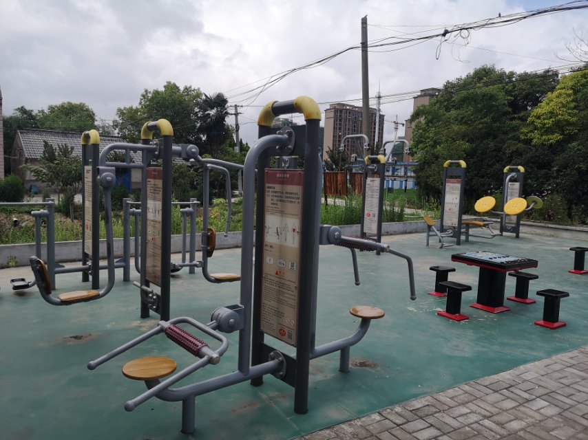 柘林鎮(zhèn)海灣村梅園市民益智健身點(diǎn)