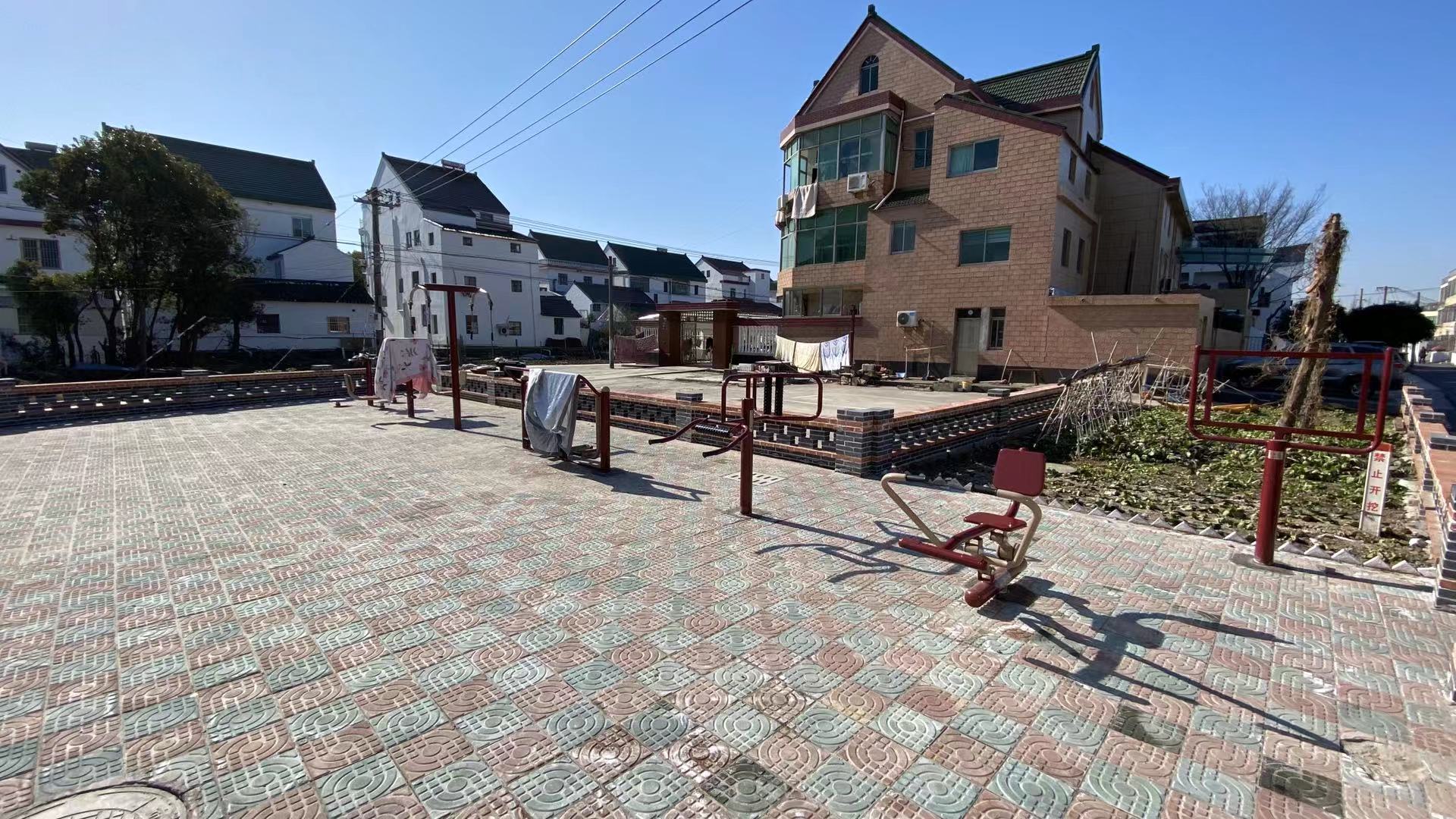 東新村5組健身點