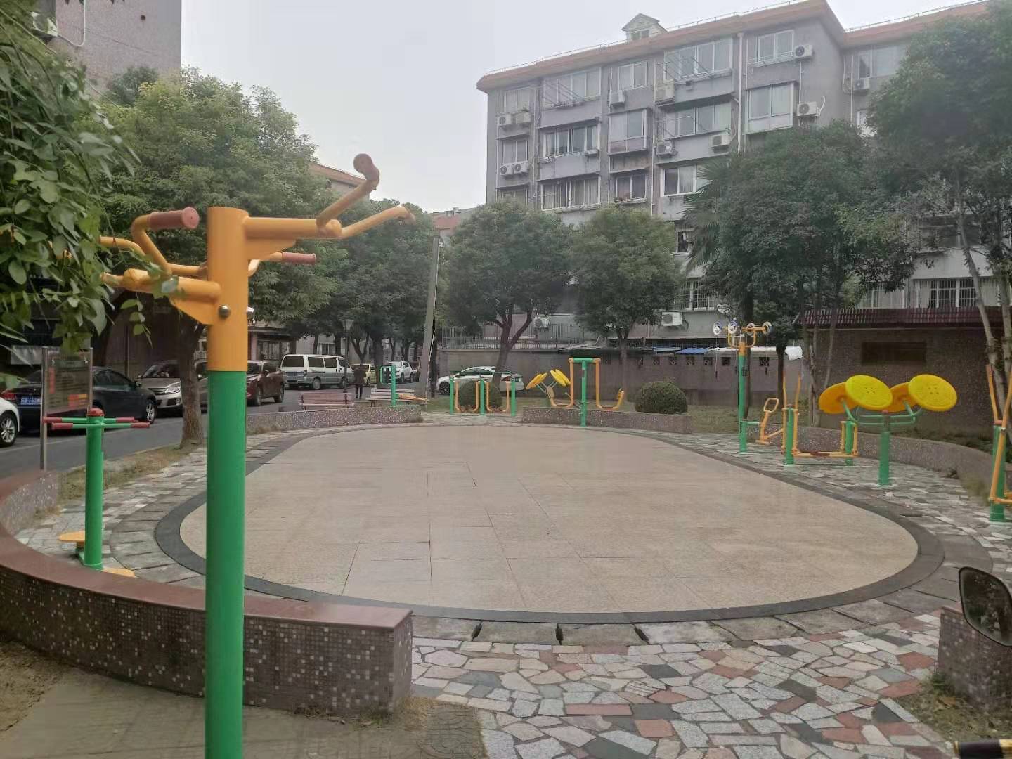 上虹居委四街坊健身點