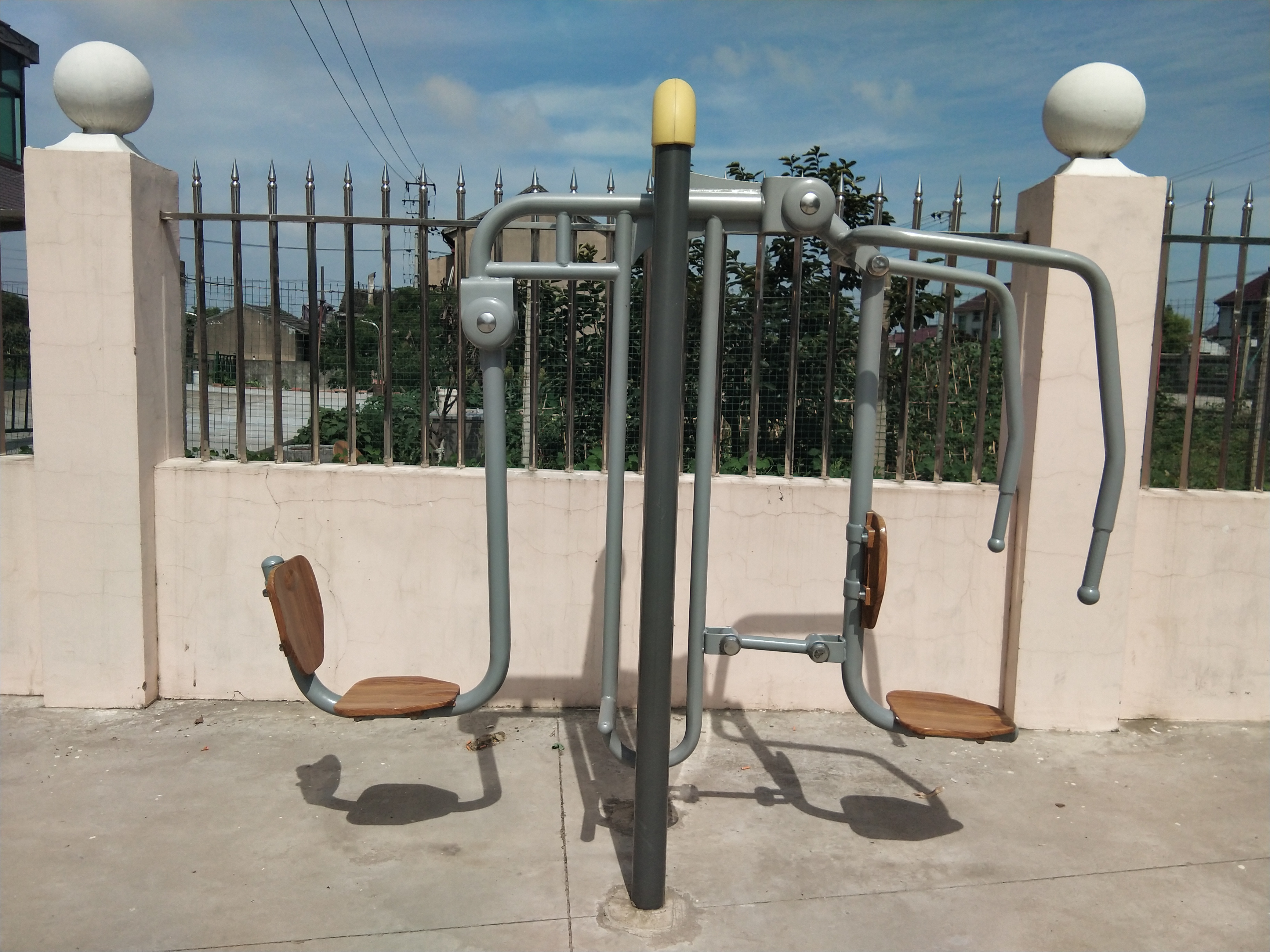 上下肢訓(xùn)練器