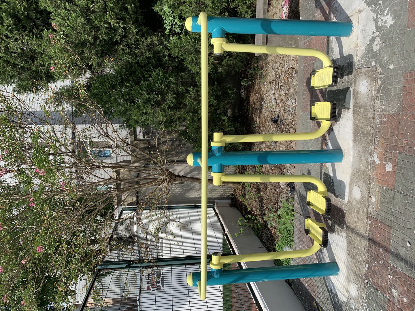 二位智能太空漫步機(jī)