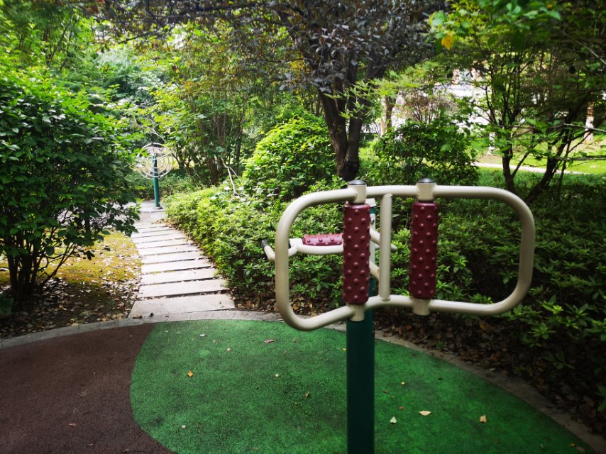 萬(wàn)科四居委健身苑點(diǎn)C