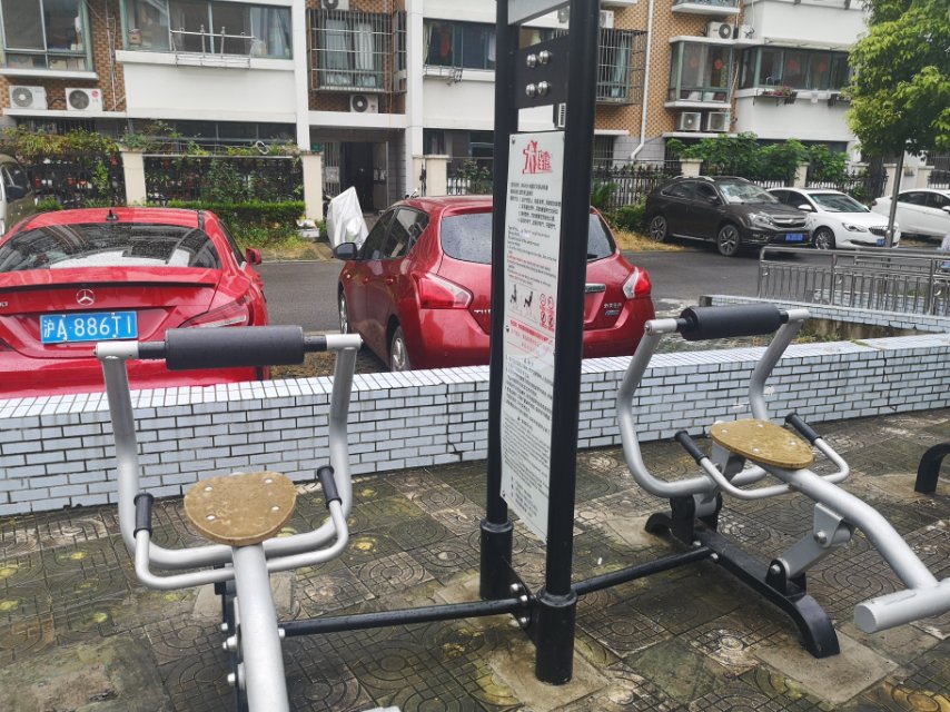 自重式提踵訓(xùn)練器