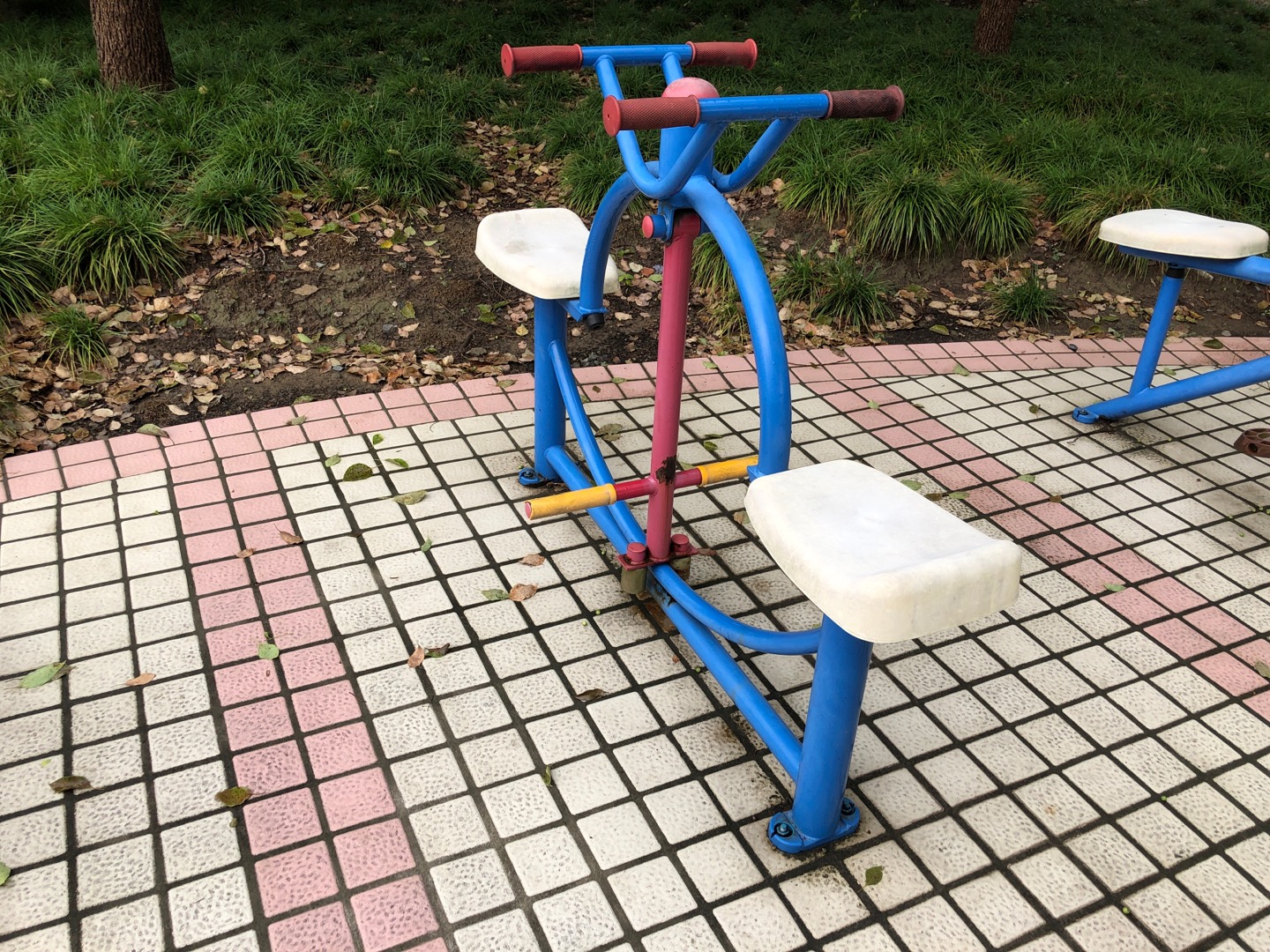 下肢康復(fù)器