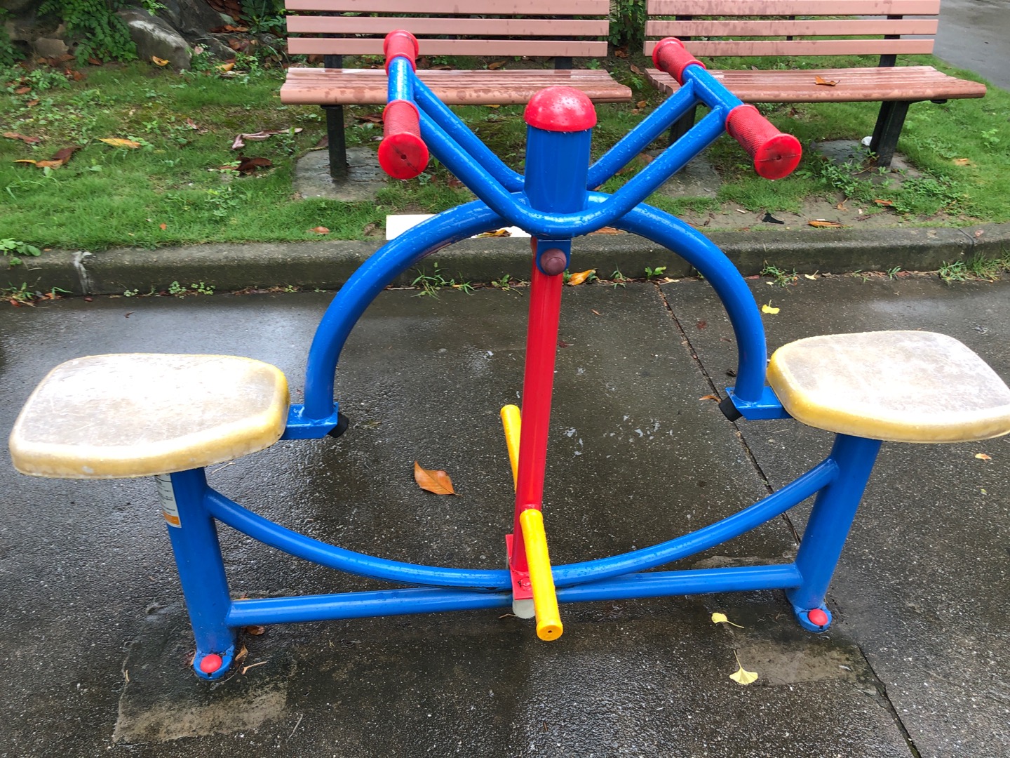 下肢康復(fù)器