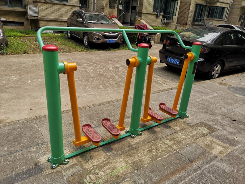 兩聯(lián)漫步機(jī) 兩聯(lián)漫步機(jī)