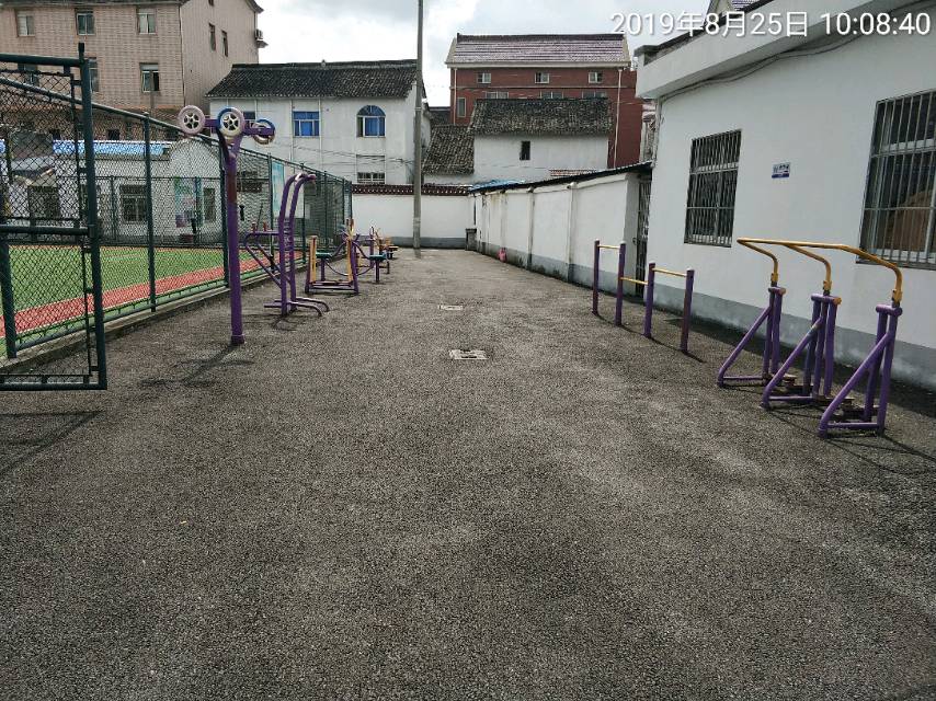 紀(jì)王村巷前健身點(diǎn)