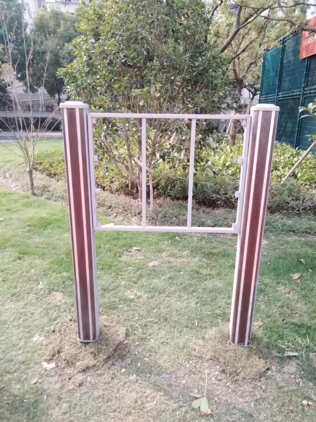 靜安區(qū)臨汾路街道陽泉路市民健身步道健身點(diǎn)