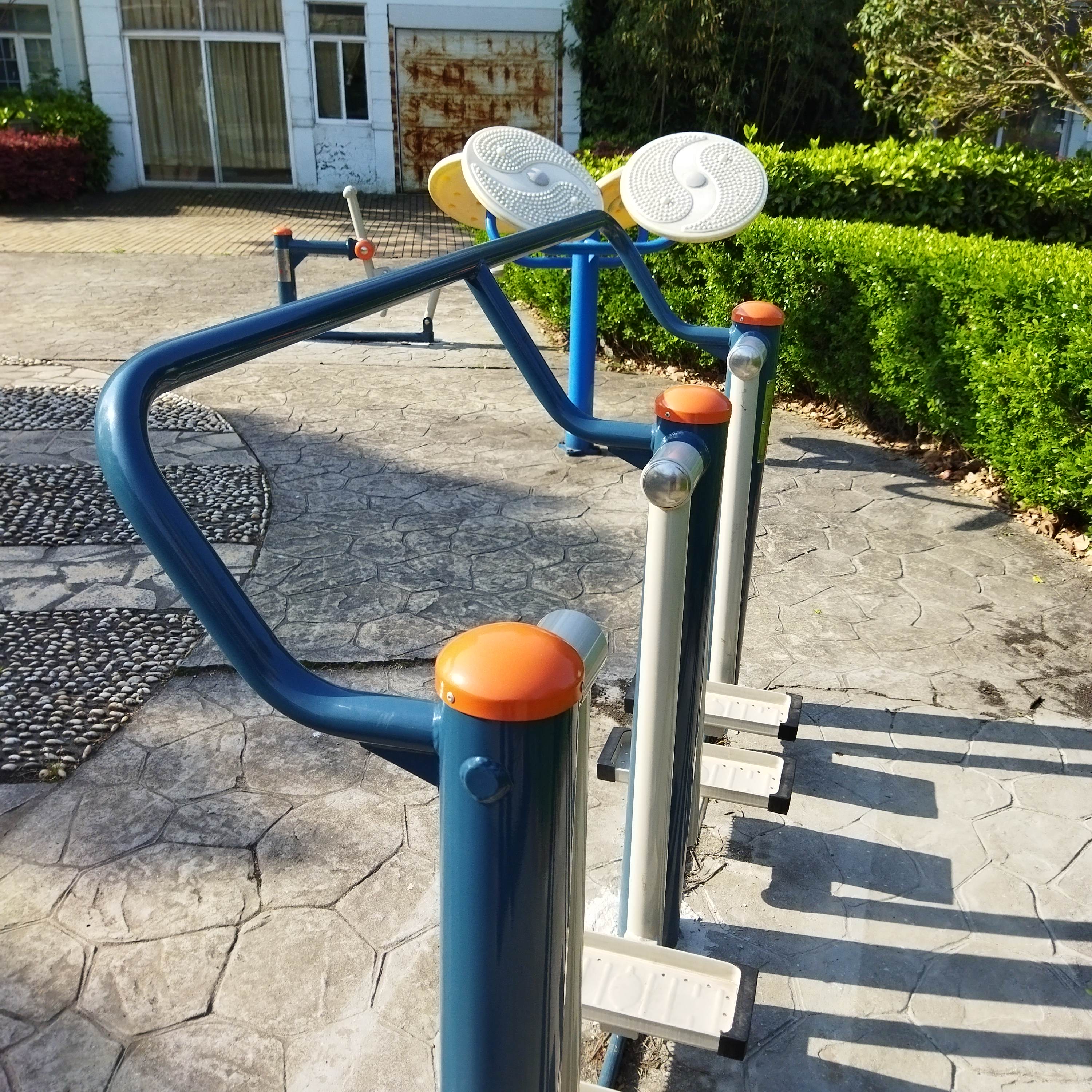 金楊四居小區(qū)健身點(diǎn)三