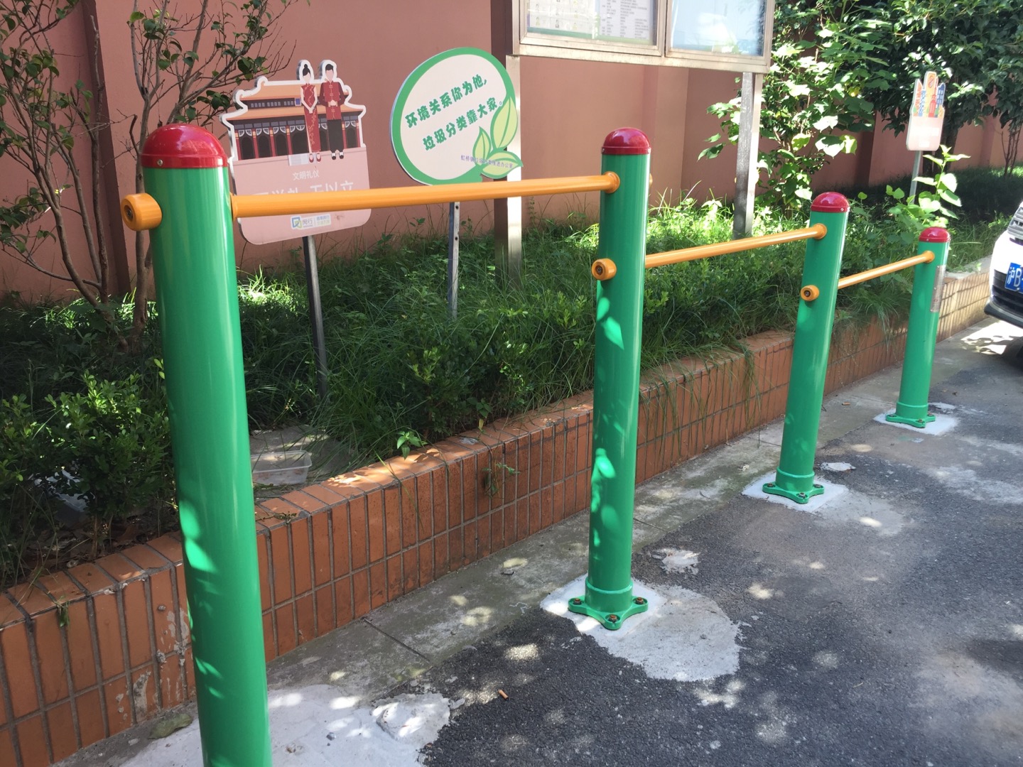 多聯(lián)壓腿架