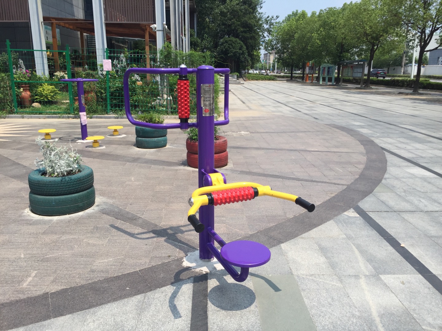 腰背按摩器 腰背按摩器