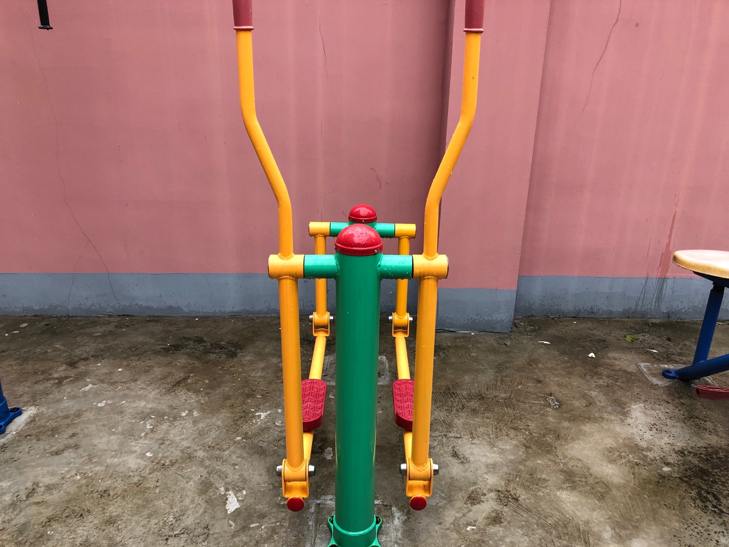 單位平步機(jī)