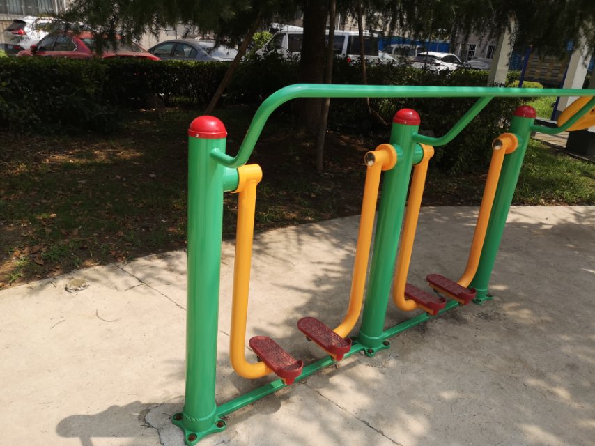 兩聯(lián)漫步機(jī) 兩聯(lián)漫步機(jī)