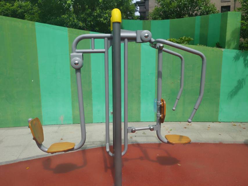 上下肢訓(xùn)練器