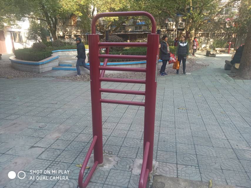 多功能訓(xùn)練器 多功能訓(xùn)練器