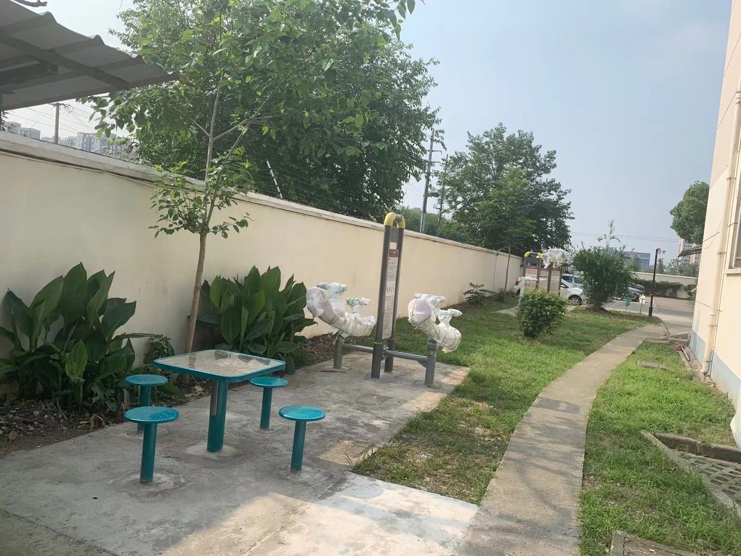 盈浦街道上達社區(qū)勝利路528弄市民益智健身點