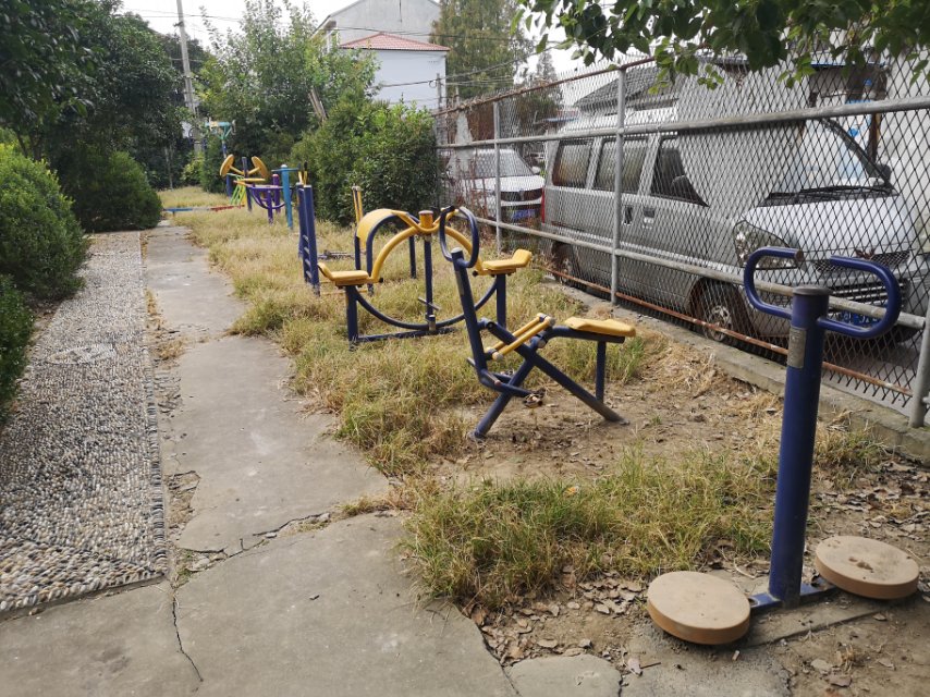 靜安區(qū)石門二路街道斯文里居委健身點(diǎn)（南蘇州路1393弄）