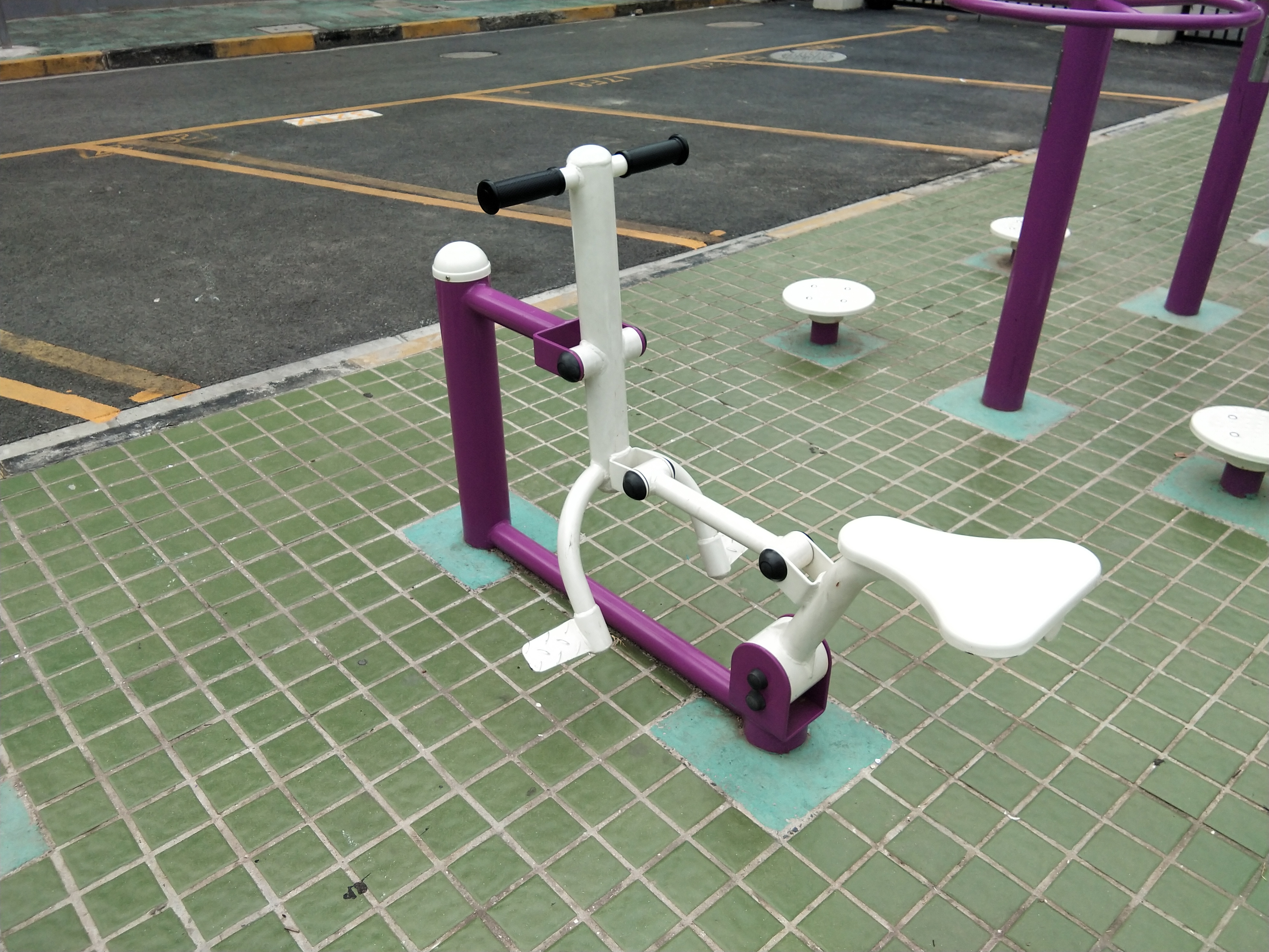 騎馬機(jī) 騎馬機(jī)