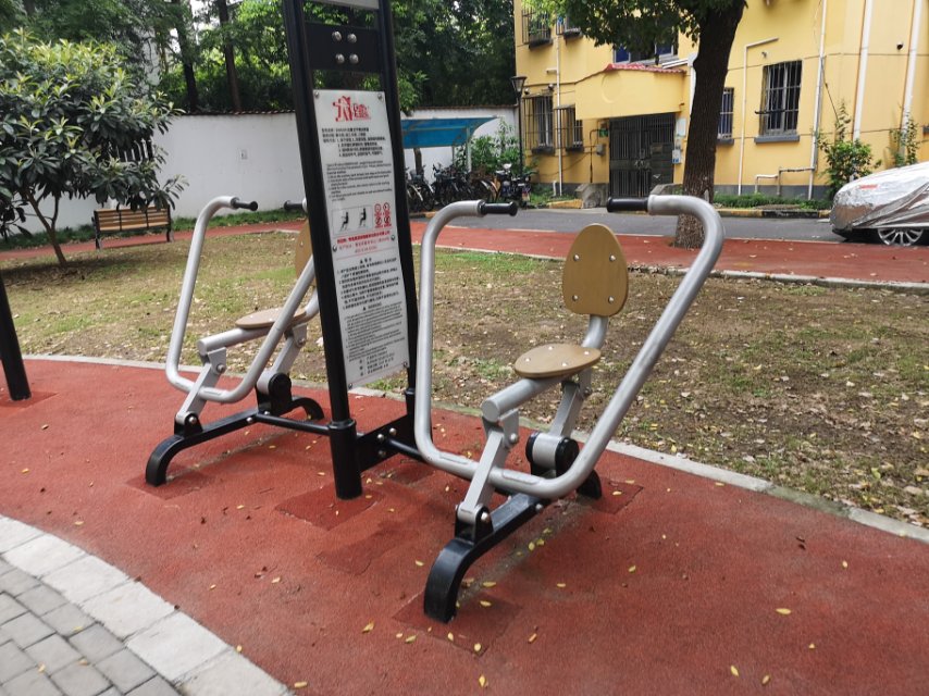 自重式平推訓(xùn)練器