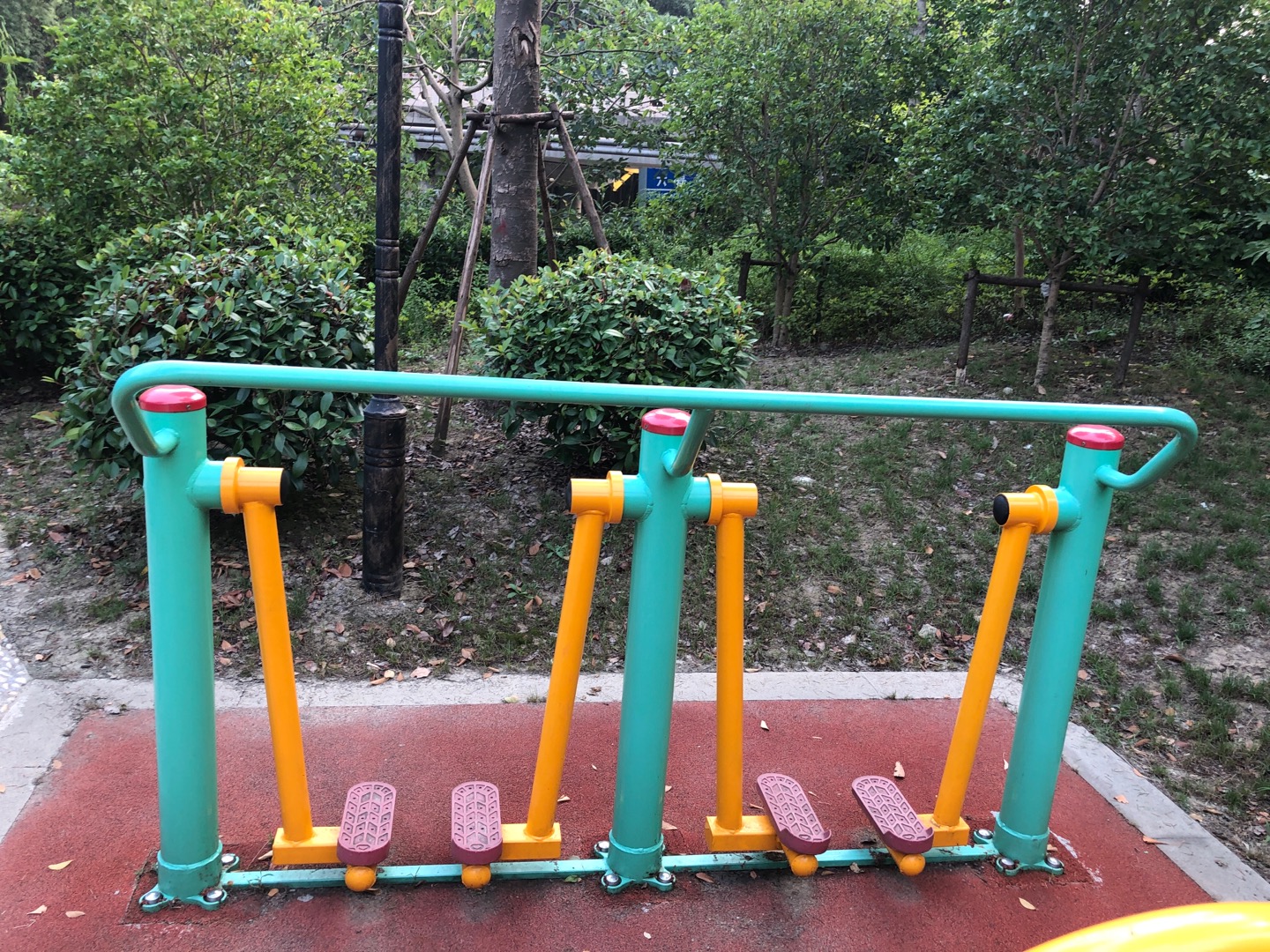 兩聯(lián)漫步機(jī) 兩聯(lián)漫步機(jī)