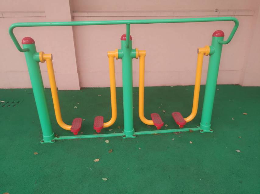 兩聯(lián)漫步機(jī) 兩聯(lián)漫步機(jī)