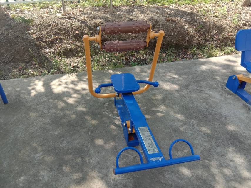 腹背屈伸訓(xùn)練器