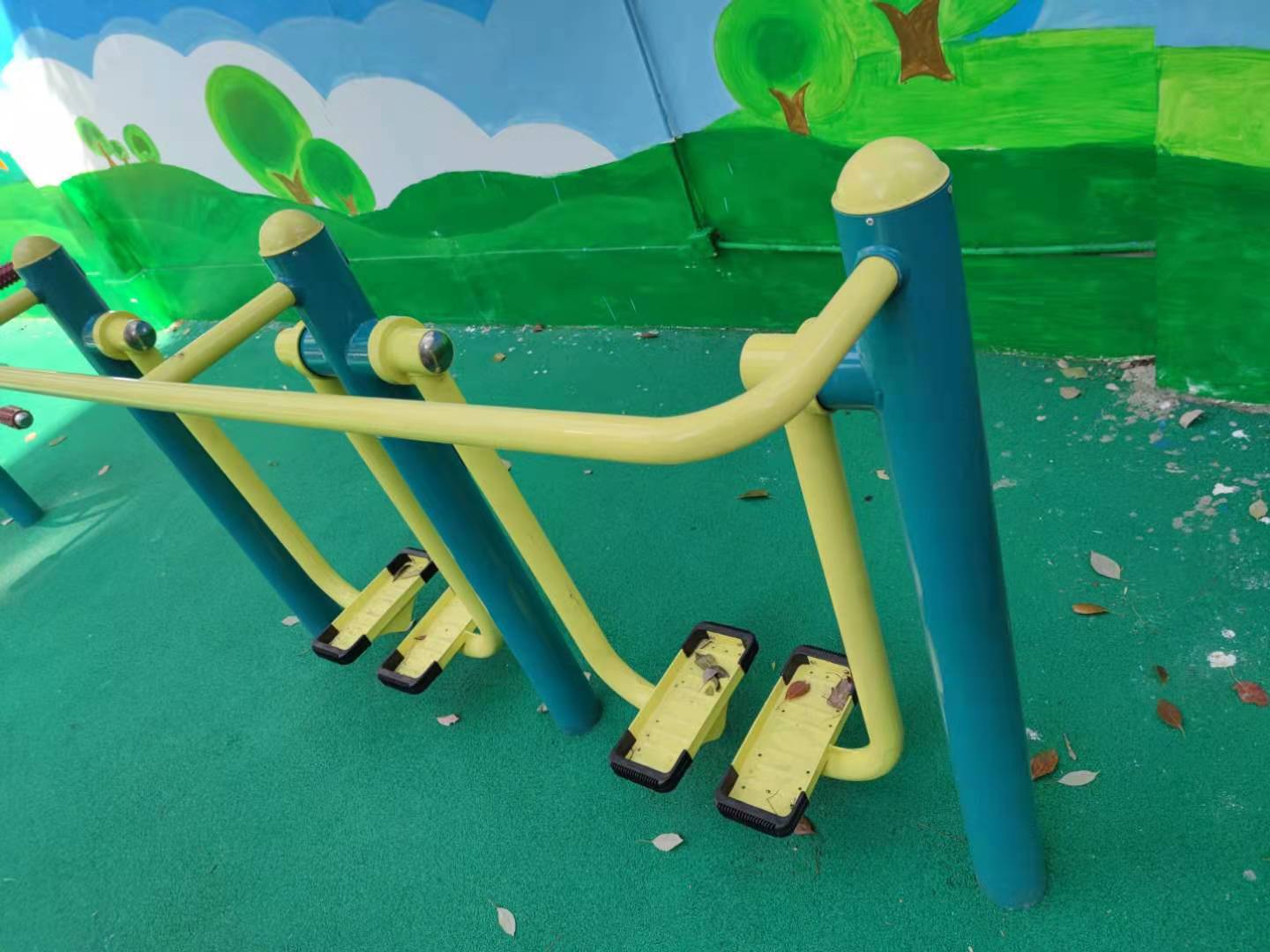 二位智能太空漫步機