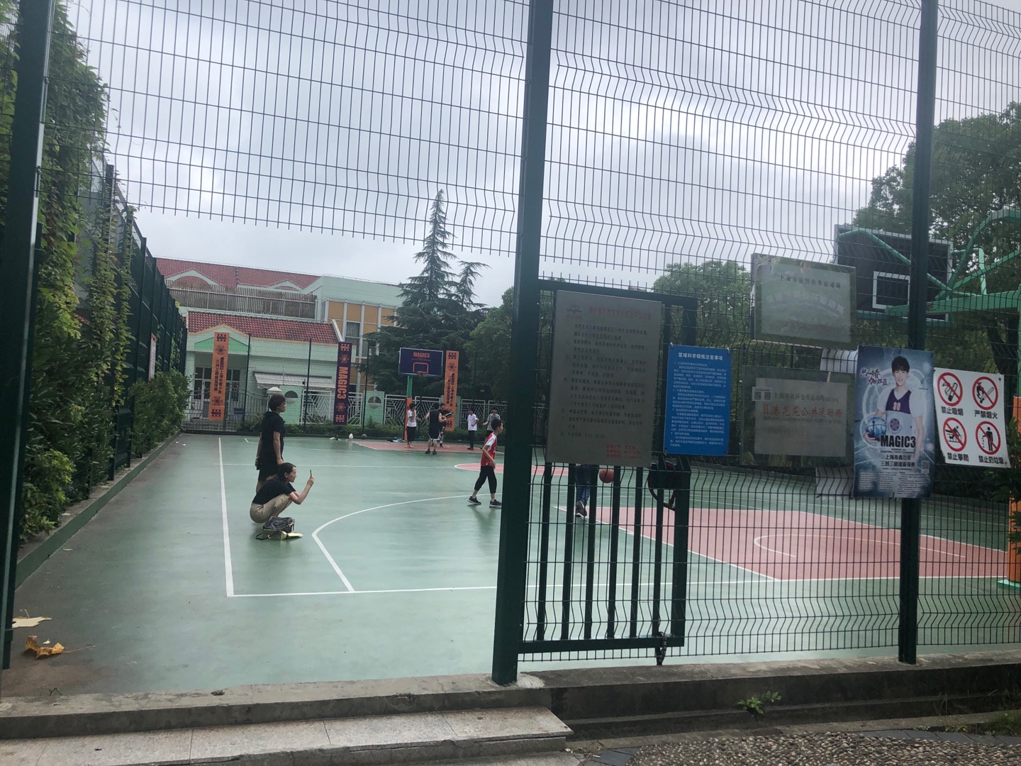 貝港花苑社區(qū)公共運(yùn)動(dòng)場(chǎng)