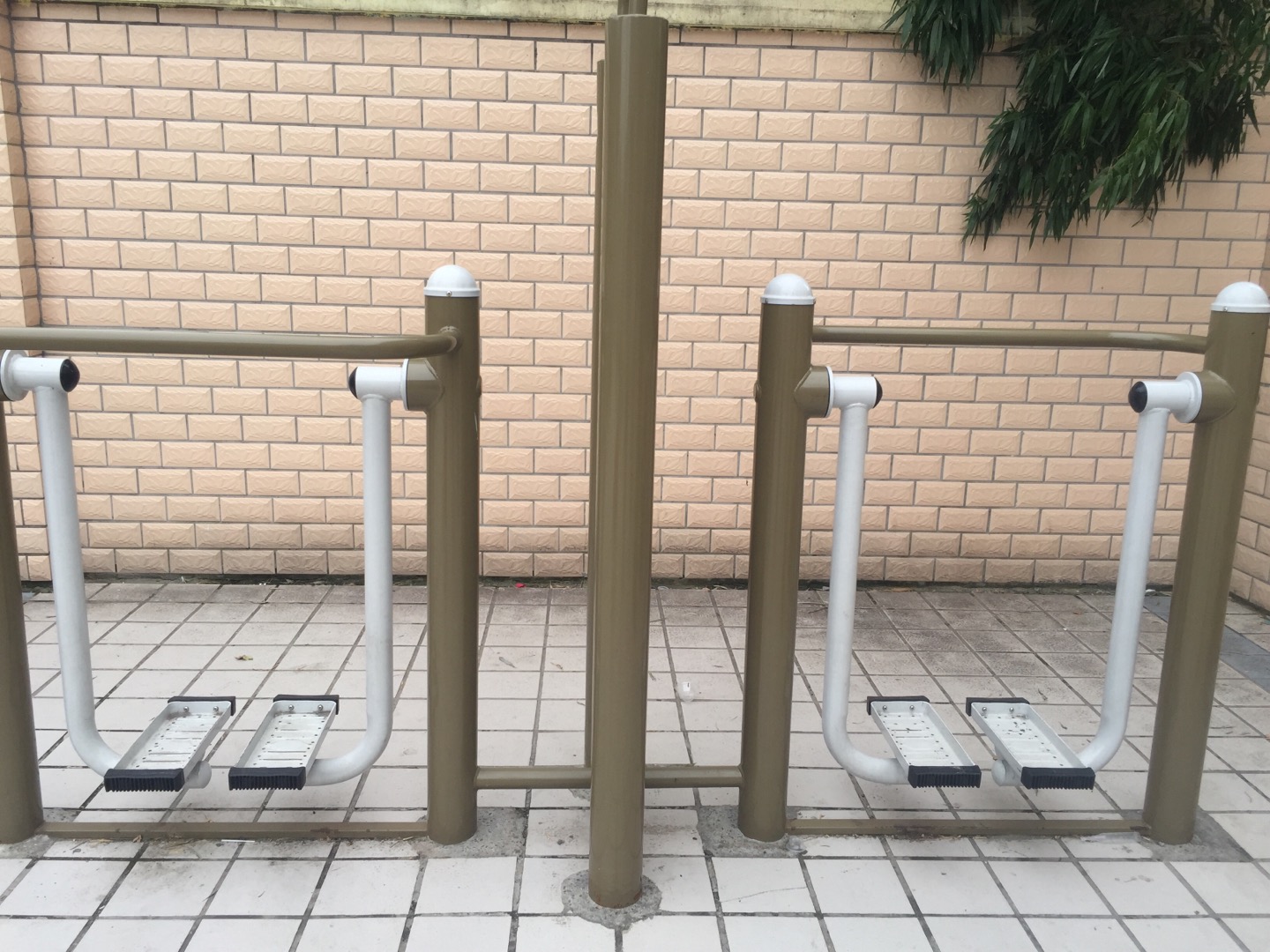 雙位漫步機(jī) 雙位漫步機(jī)