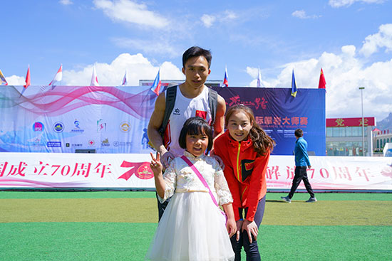 塑膠跑道 塑膠跑道