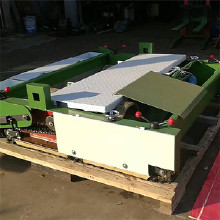 卡博恩塑膠跑道攤鋪機  自動塑膠跑道攤鋪機 塑膠跑道鋪設(shè)機械