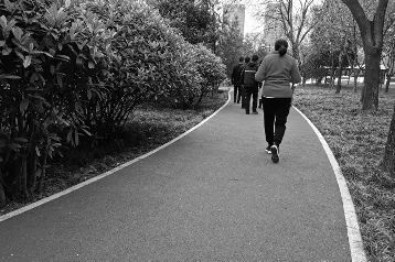 創(chuàng)文創(chuàng)衛(wèi)有你有我丨華商報：唐城墻遺址公園塑膠跑道開建 ！(圖4)